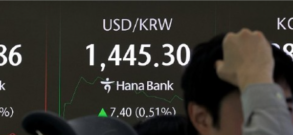 韩国综合股价指数在连涨五天后回落 芯片股领跌